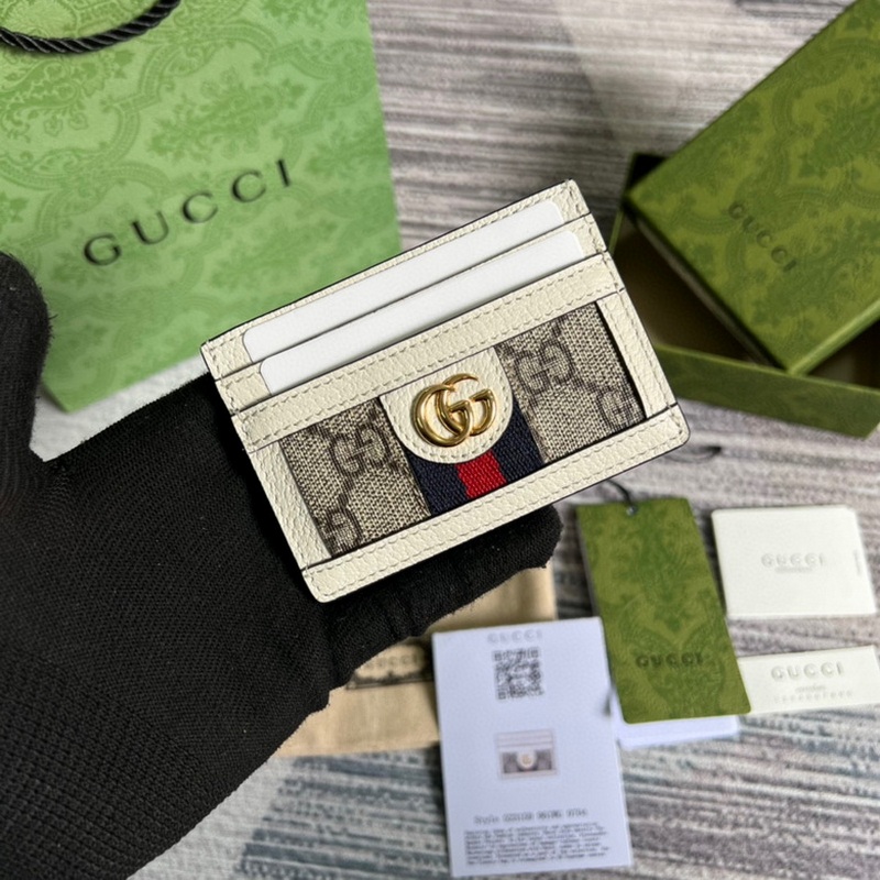 Gucci Wallets 34